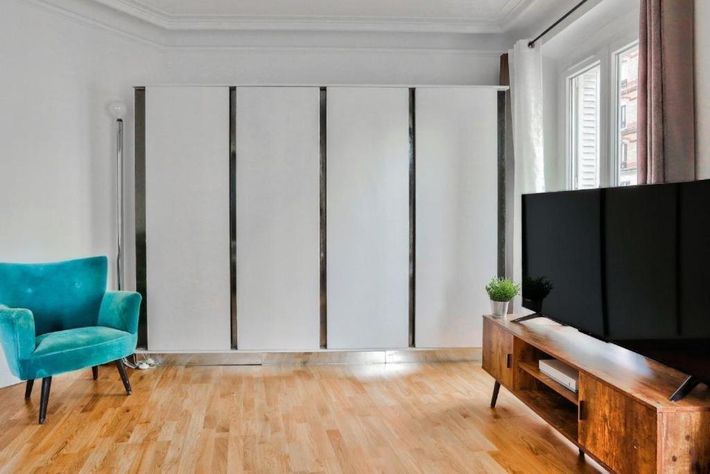 Appartement Quartier Emily In Paris Notre Dame Exterior foto